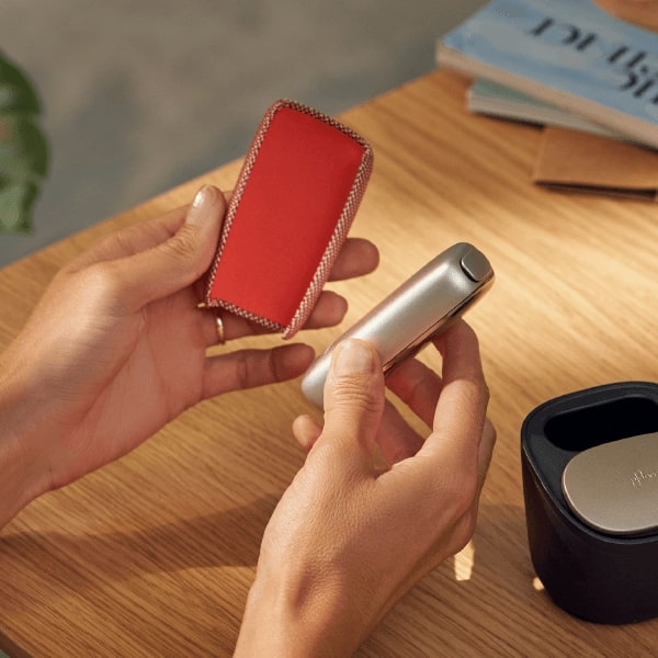 Ploom X Advanced üçün lava red ön paneli seçmək